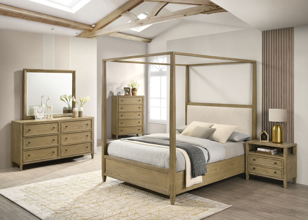 Sienna - Canopy Bed