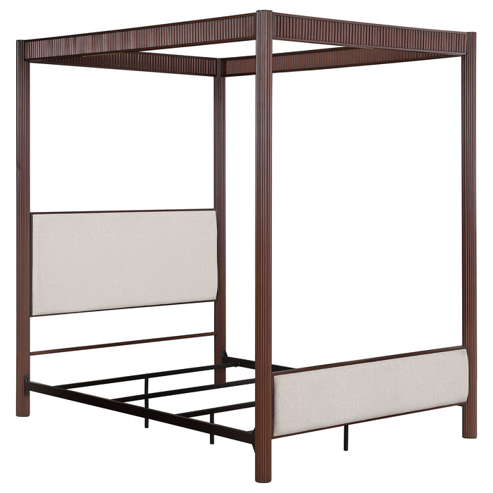 Zimmerleee - Metal Canopy Bed