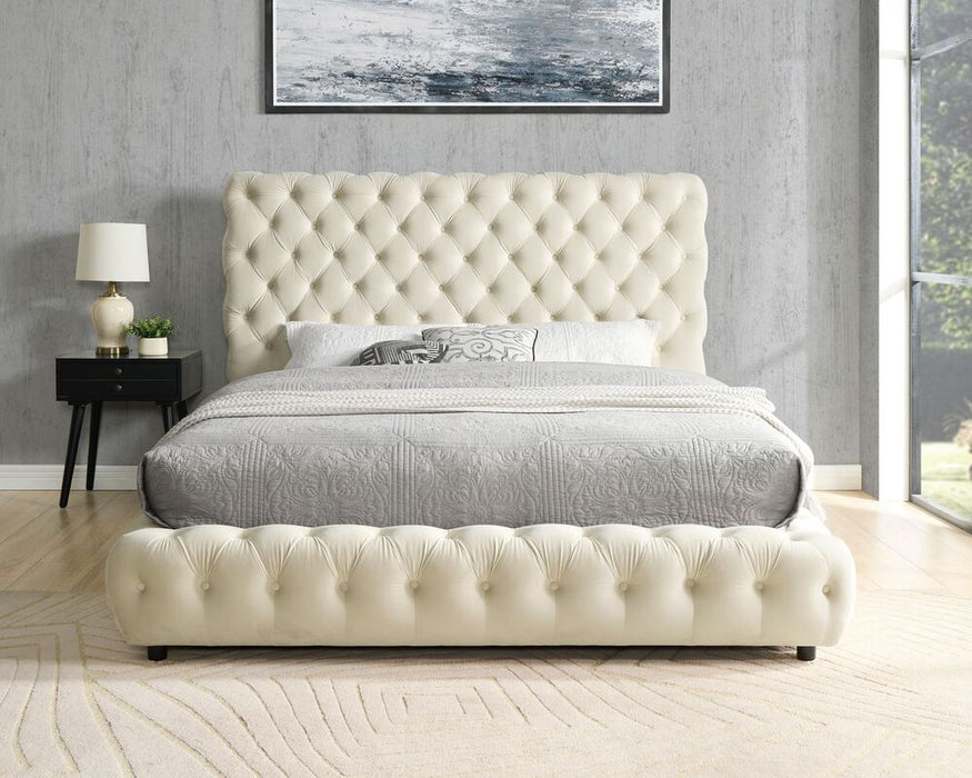 Sueno - Platform Bed