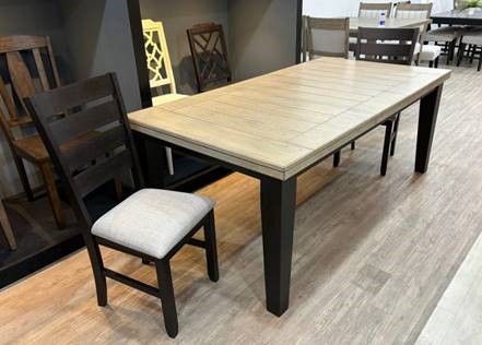 Bardstown - Dining Table