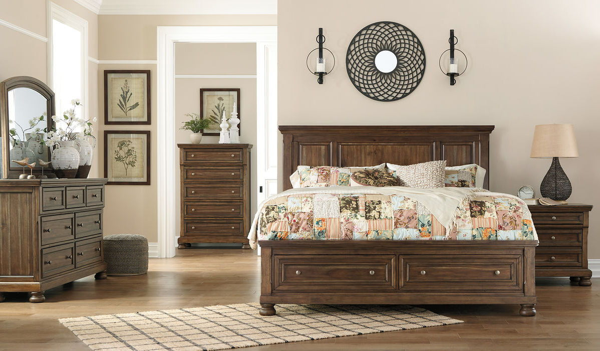 Flynnter - Panel Bedroom Set